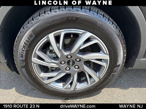 Certified 2025 Lincoln Corsair AWD w/ Equipment Group 101A image 26