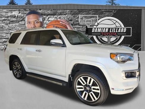 Certified 2022 Toyota 4Runner Limited AWD/4WD image 1