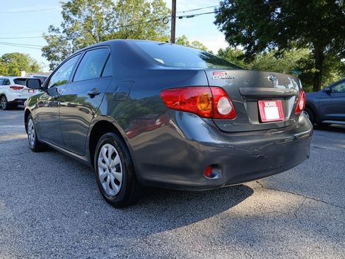 Used 2009 Toyota Corolla S FWD image 8