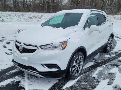 Used 2022 Buick Encore Preferred AWD/4WD image 5