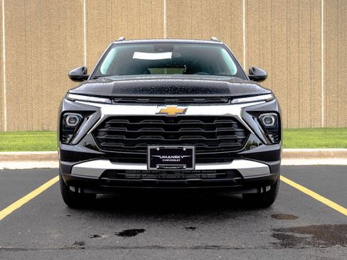 New 2026 Chevrolet TrailBlazer LT w/ LT Cold Weather Package AWD/4WD image 3