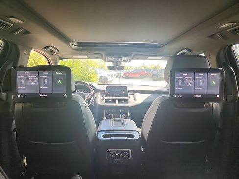 Used 2021 Chevrolet Tahoe High Country w/ Premium Package RWD image 14