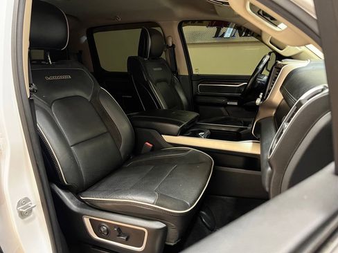 Used 2020 RAM 1500 Laramie image 36