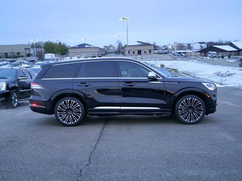 Used 2020 Lincoln Aviator Black Label w/ Dynamic Handling Package image 4
