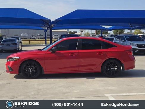 Used 2024 Honda Civic Sport image 4