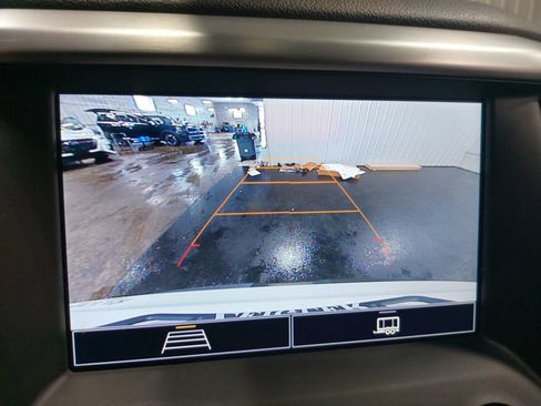 Used 2023 GMC Acadia SLE w/ Driver Convenience Package AWD/4WD image 25