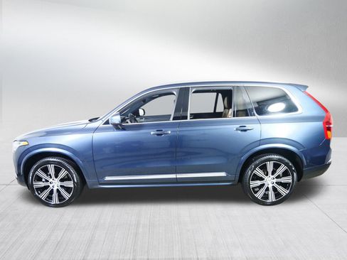 Used 2022 Volvo XC90 T6 Inscription w/ Lounge Package image 4