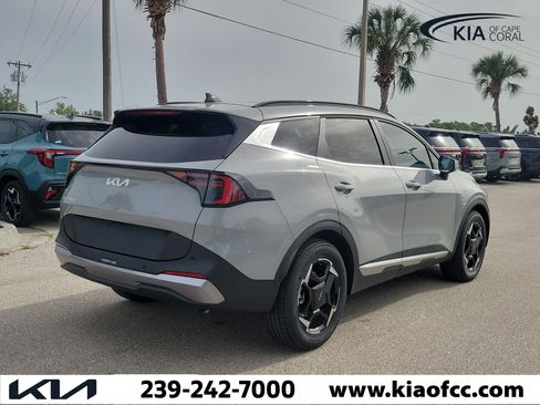 New 2026 Kia Sportage EX FWD image 6