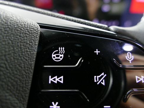 New 2025 Audi Q5 Premium Plus image 18