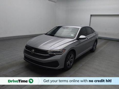 Used 2024 Volkswagen Jetta SE image 1