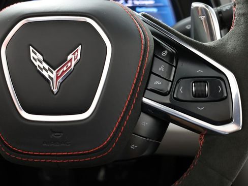 Used 2023 Chevrolet Corvette Stingray Premium Conv RWD image 28