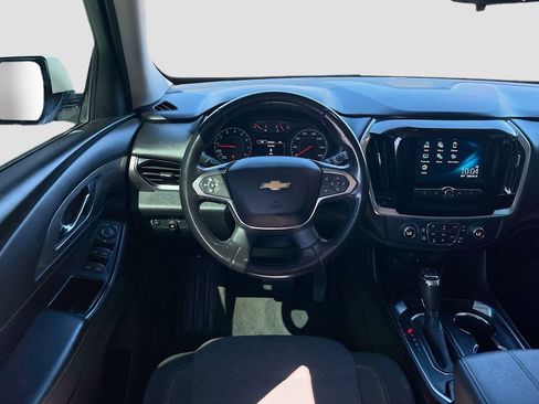 Used 2019 Chevrolet Traverse LT FWD image 20