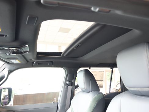 New 2026 Lexus GX 550 AWD/4WD image 30