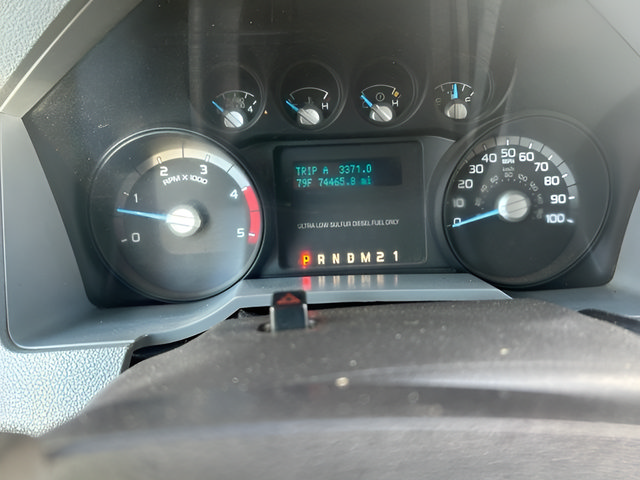 Used 2013 Ford F550 4x4 Regular Cab Super Duty image 14