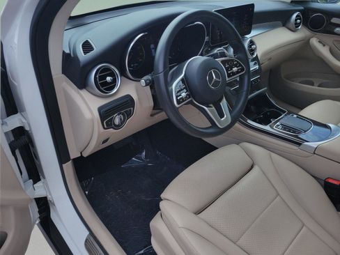 Certified 2022 Mercedes-Benz GLC 300 image 19