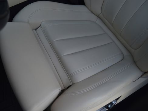 Used 2020 BMW X5 xDrive40i w/ Convenience Package AWD/4WD image 26