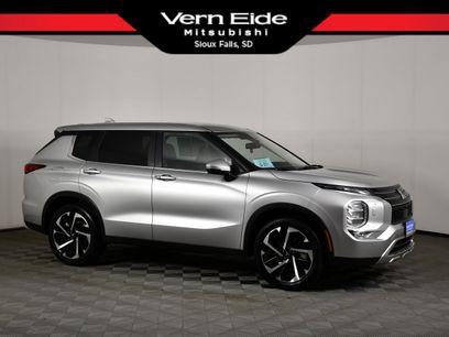 Used 2024 Mitsubishi Outlander SE