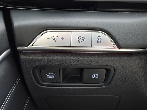 Used 2025 Genesis GV80 2.5T Standard AWD/4WD image 25