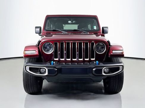 Used 2022 Jeep Wrangler Unlimited Sahara w/ Cold Weather Group AWD/4WD image 2