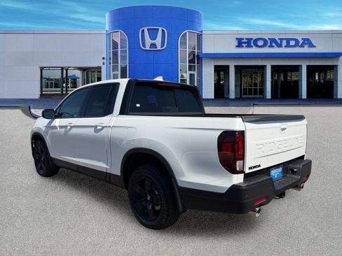 New 2026 Honda Ridgeline Black Edition image 4