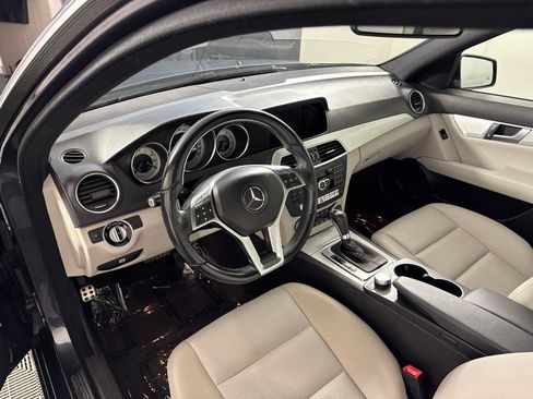 Used 2013 Mercedes-Benz C 300 4MATIC Sedan image 13