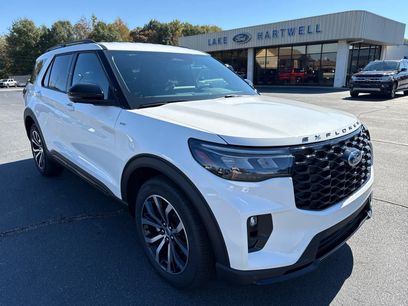 New 2026 Ford Explorer ST-Line w/ Premium Package