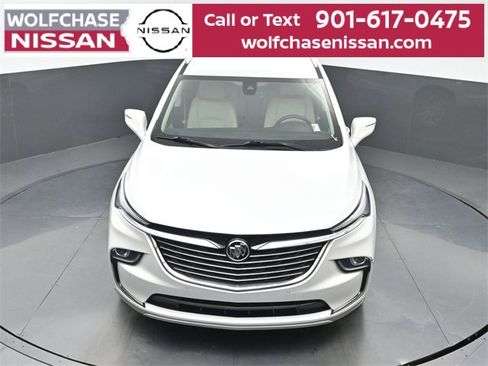 Used 2023 Buick Enclave Essence image 28
