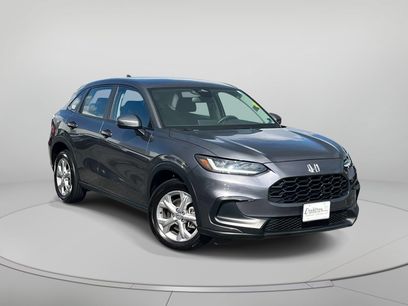 Used 2025 Honda HR-V LX