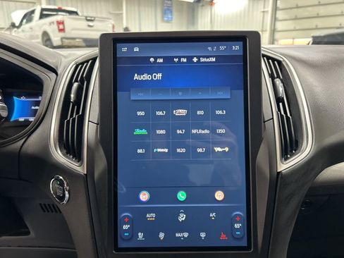 Certified 2024 Ford Edge SEL w/ Convenience Package AWD/4WD image 17