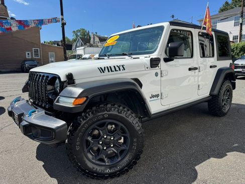 Used 2023 Jeep Wrangler Unlimited w/ Cold Weather Group AWD/4WD image 2