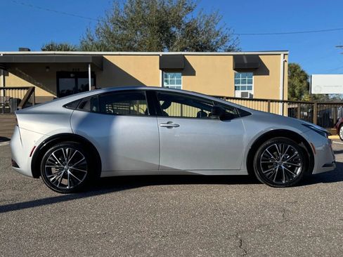 Used 2024 Toyota Prius Limited w/ Limited Premium Package FWD image 4