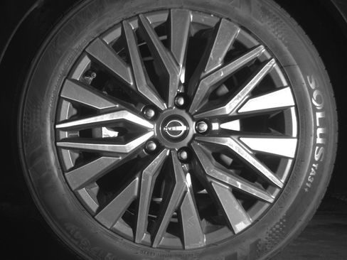 Used 2025 Nissan Altima 2.5 SV image 12