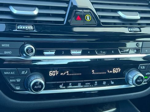 Certified 2023 BMW 530e image 25