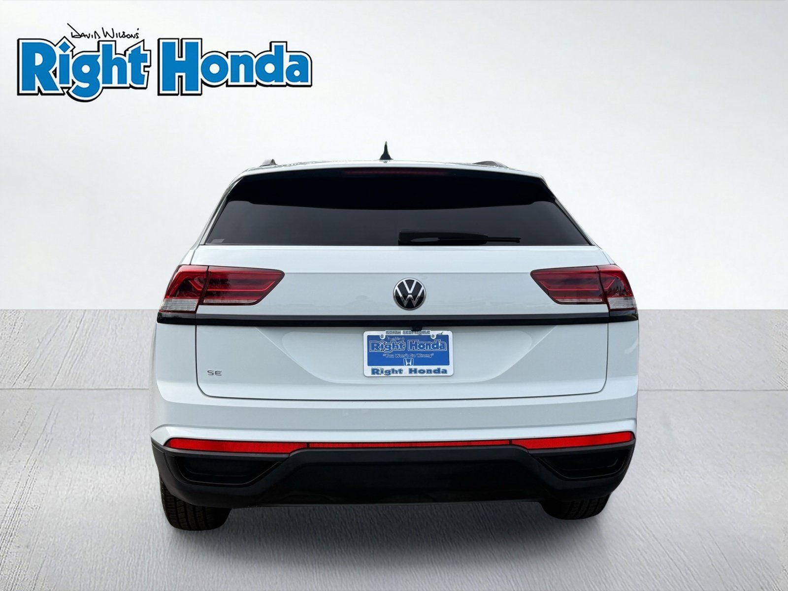 Used 2022 Volkswagen Atlas Cross Sport SE FWD image 7