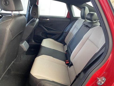 Used 2019 Volkswagen Jetta R-Line FWD image 16