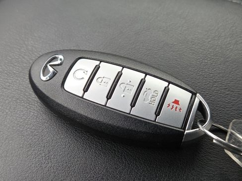 Used 2017 INFINITI Q50 Sport image 38