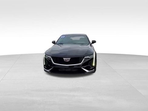 Used 2025 Cadillac CT4 Sport image 3