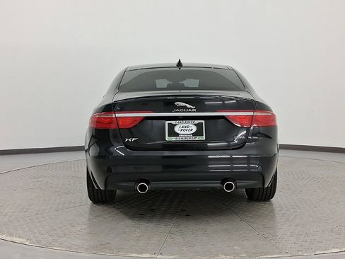 Used 2017 Jaguar XF R-Sport image 10