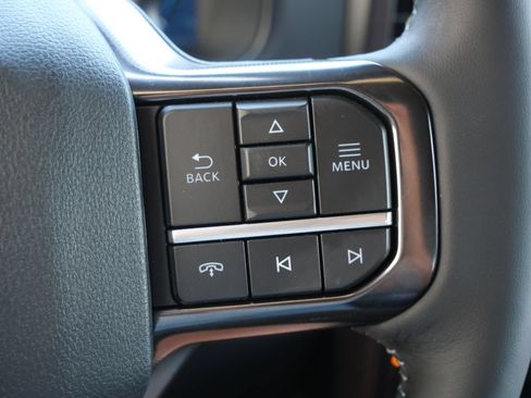 New 2026 Ford F250 Platinum w/ FX4 Off-Road Package AWD/4WD image 25