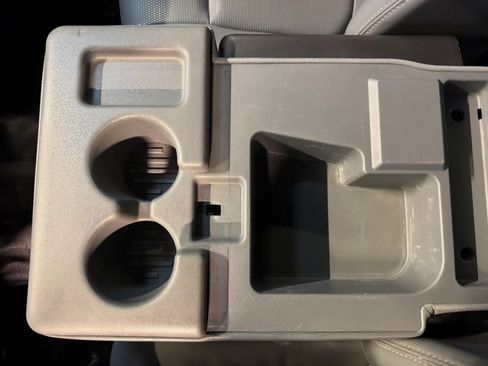 Used 2011 Ford F250 XL w/ Skid Plate Pkg AWD/4WD image 18