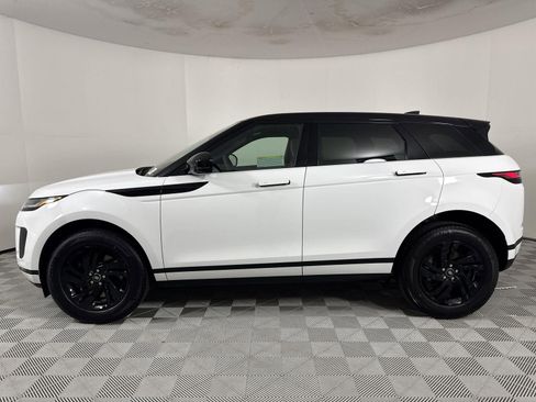 Used 2026 Land Rover Range Rover Evoque S image 2