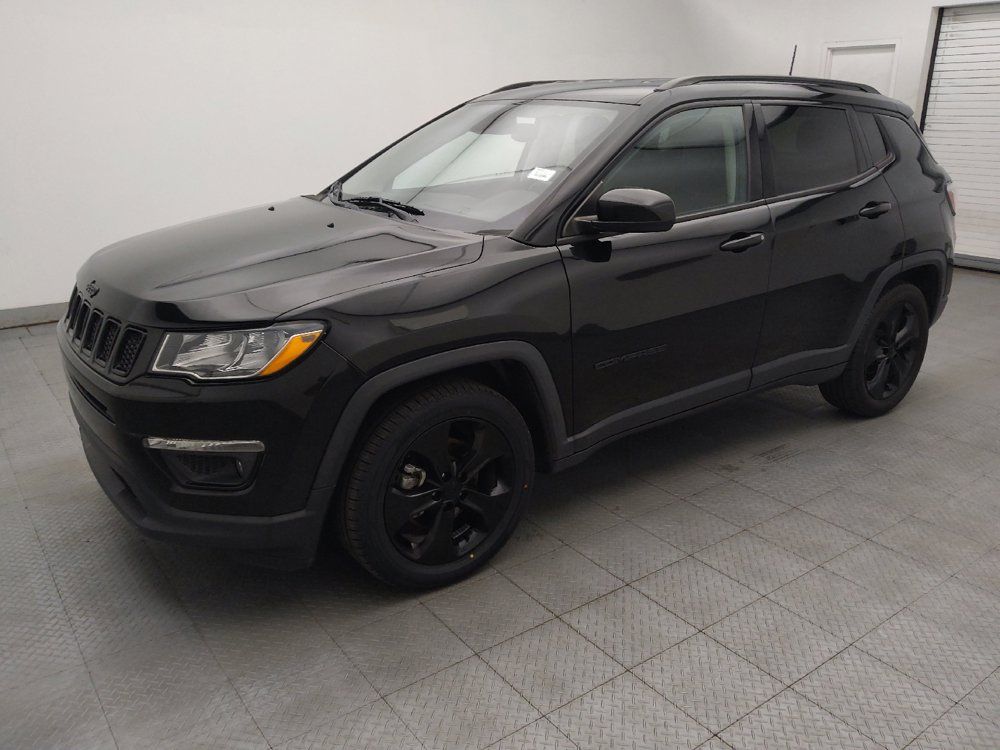 Used 2021 Jeep Compass Latitude FWD image 2