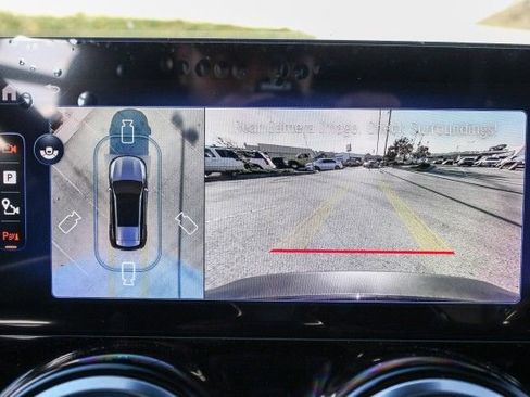 New 2025 Mercedes-Benz EQB 300 4MATIC image 25
