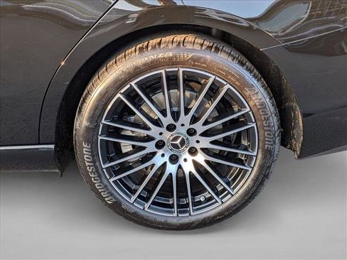 Used 2025 Mercedes-Benz C 300 Sedan image 24