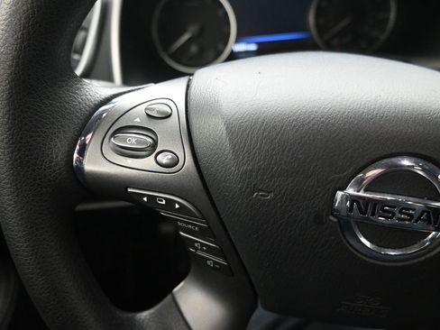 Used 2021 Nissan Murano S image 18