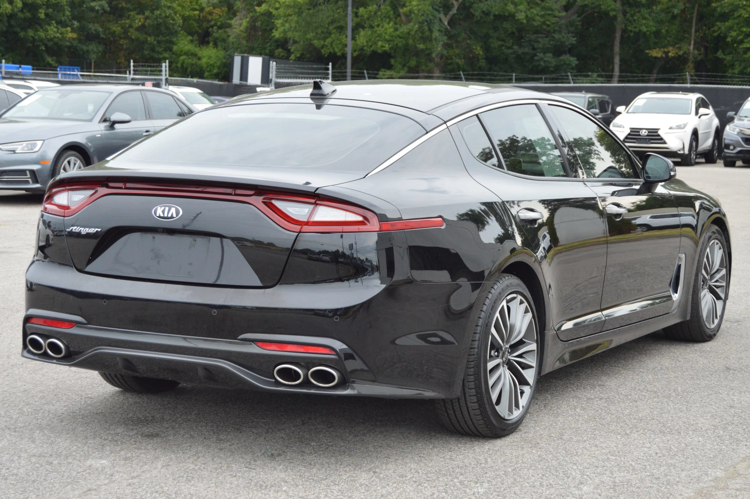 Used 2019 Kia Stinger Premium RWD image 6