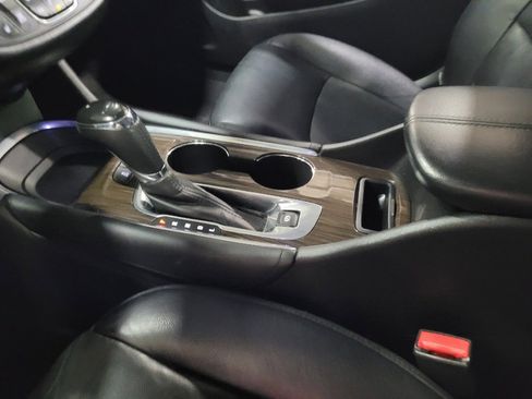 Used 2017 Chevrolet Malibu Premier w/ Premier Sun and Wheel Package image 26