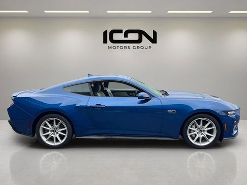 Used 2024 Ford Mustang GT Premium image 6