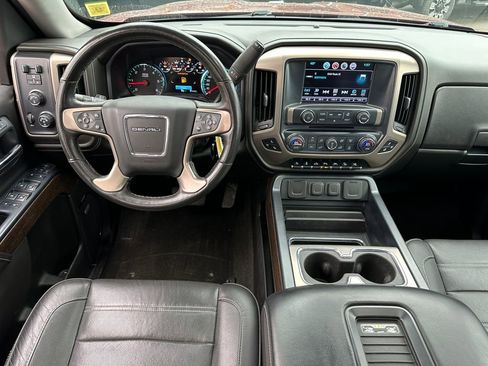 Used 2017 GMC Sierra 1500 Denali w/ Denali Ultimate Package AWD/4WD image 15