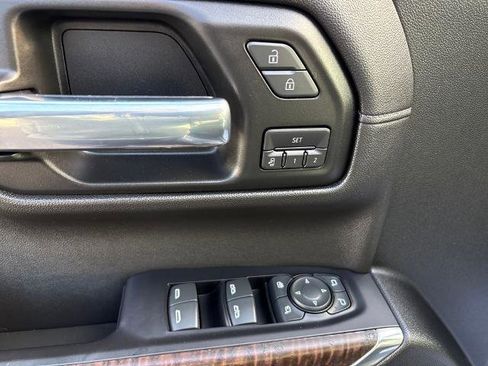 Used 2019 GMC Sierra 1500 Denali w/ Denali Ultimate Package image 21